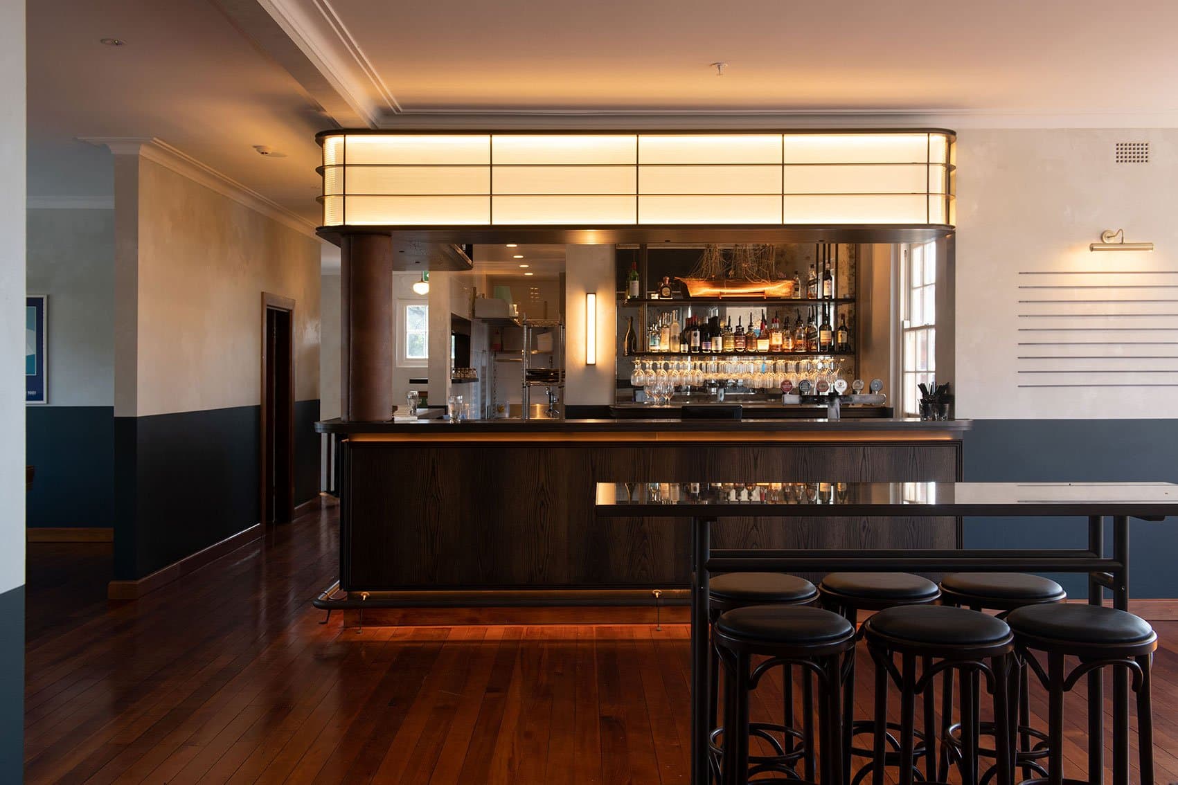 Nelson Hotel, Level 1